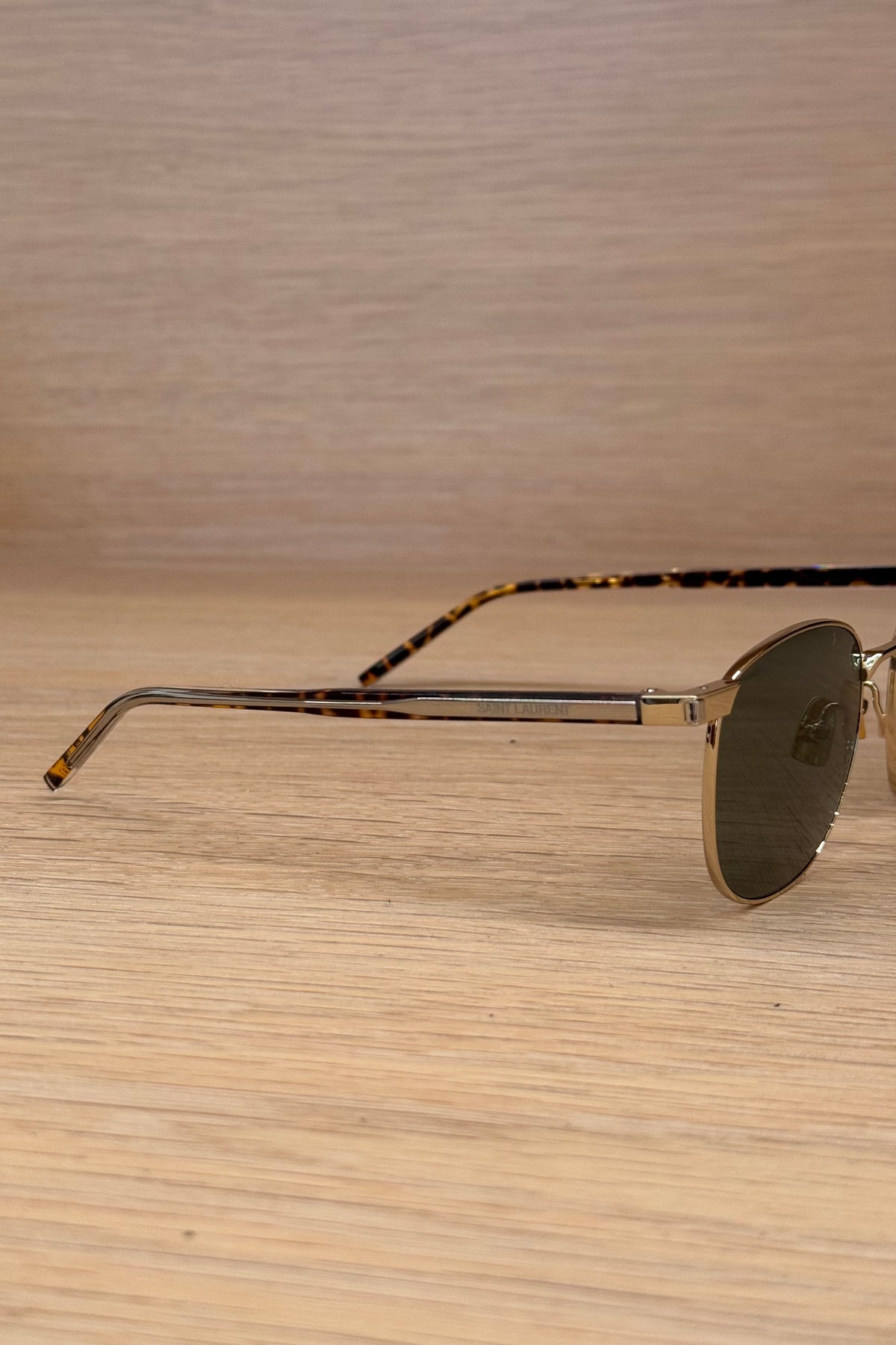 SAINT LAURENT ROUNDED GOLD METAL SUNGLASSES