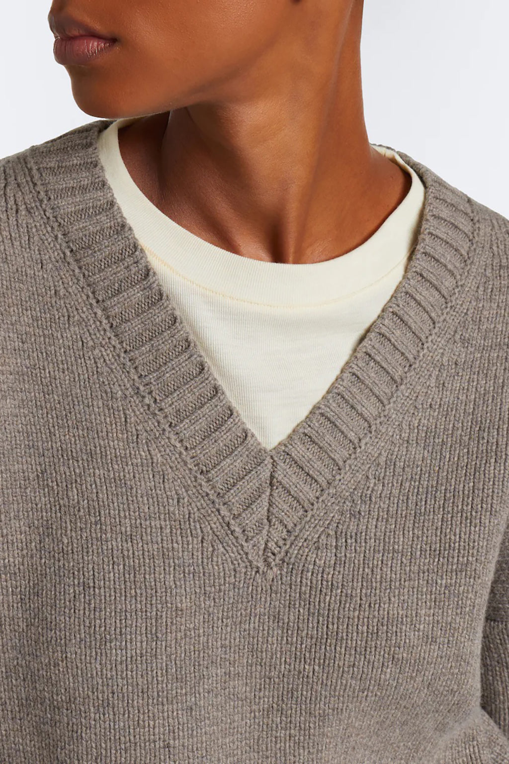 COMPACT KNIT SWEATER