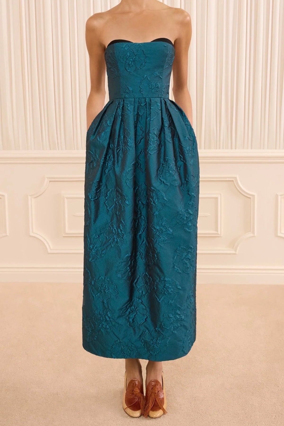 KATERINA STRAPLESS CLOQUE DRESS