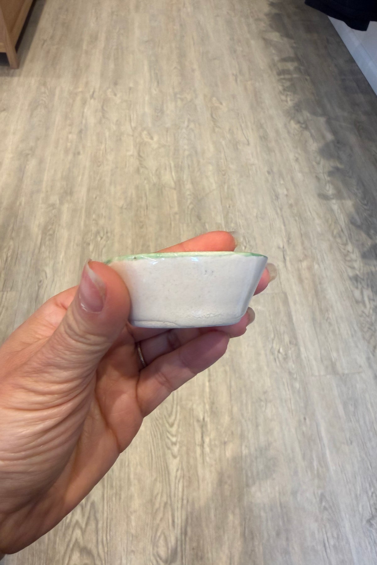 MINI CLAY BOWL IN PISTACHE