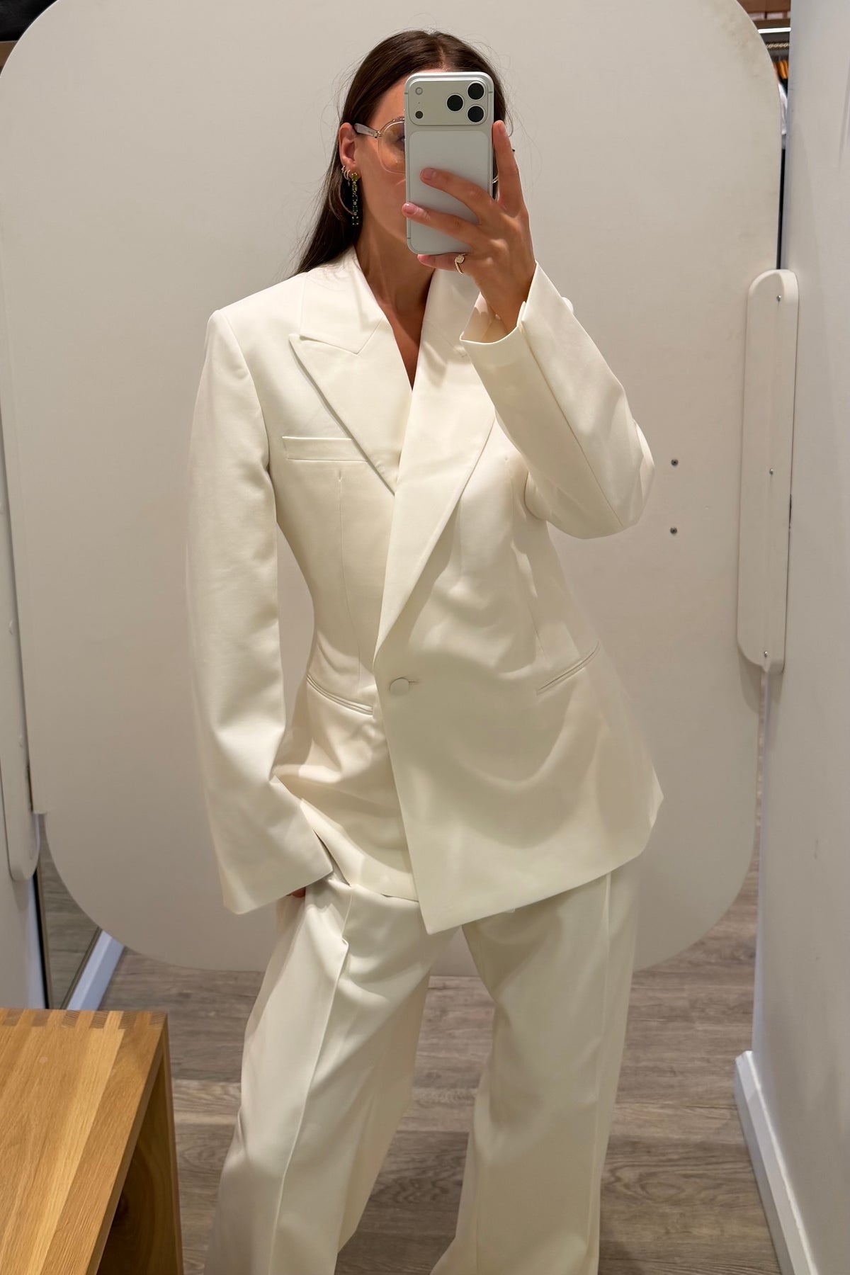 HOURGLASS SHAPED BLAZER