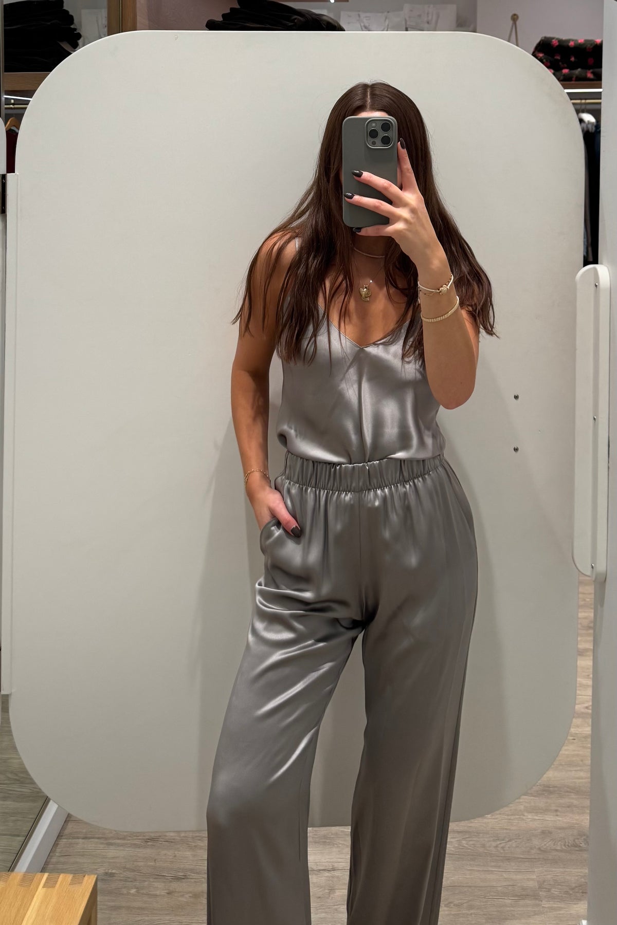 GLORIA V-NECK BIAS SILK TANK