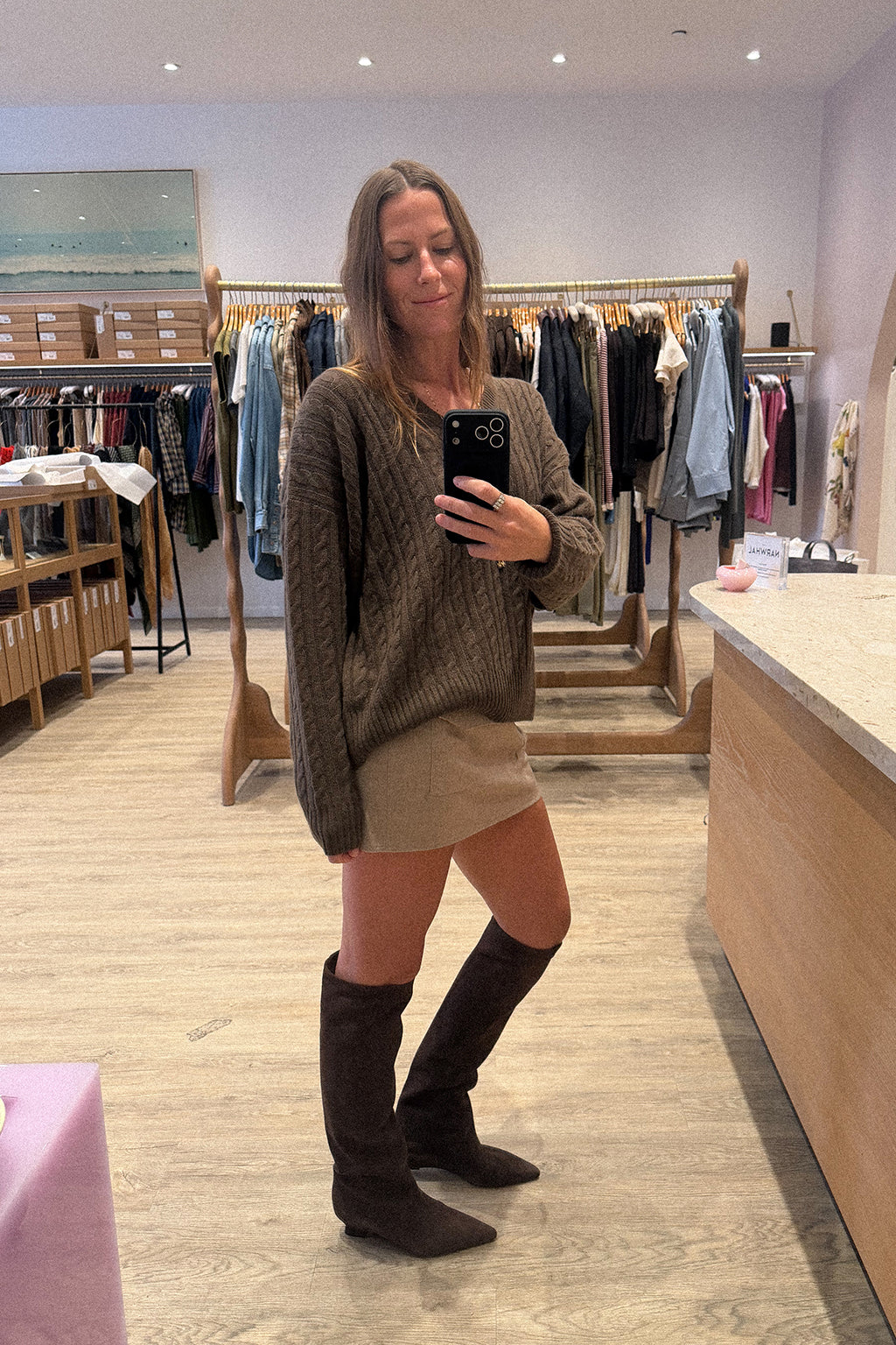 NELL V-NECK SWEATER